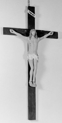 Croix : Christ en croix