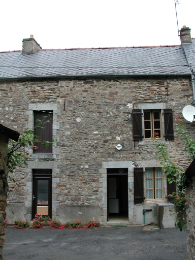 Ferme 2, la Coltrie (Bains-sur-Oust)