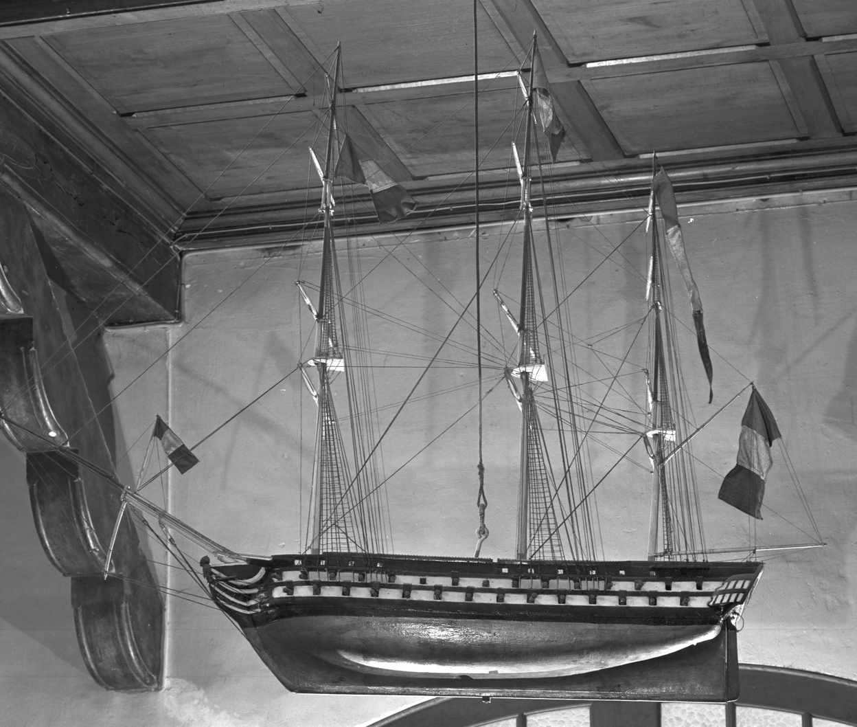 Maquette ex-voto de frégate, le "Saint-Briac", église paroissiale Saint-Briac (Saint-Briac-sur-Mer)