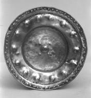Plat (4), église paroissiale Saint-Eneour (Plonéour-Lanvern)