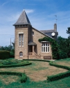 Maison de villégiature dite Le Prieuré, rue de Kerariou ; chemin de Goasmeur, le Véadès (Trébeurden)