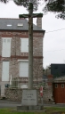 Croix monumentale, rue des Fougères ; rue Tu-es-Roc ; Basse rue (Erquy)