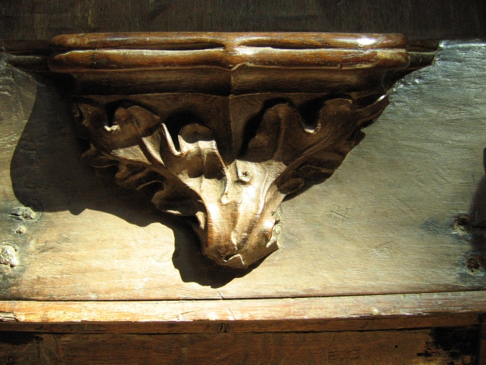 Cathédrale Saint-Paul-Aurélien : stalle 57
