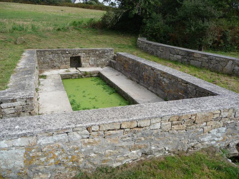 Les lavoirs et fontaines (Plouhinec-29)