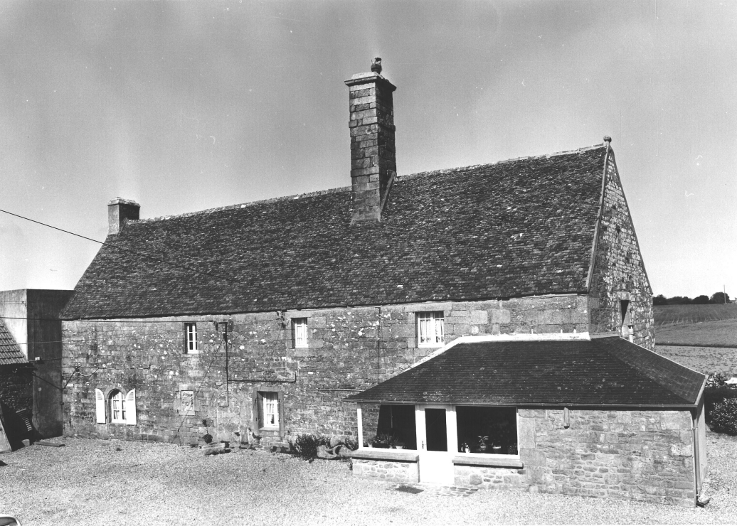 Manoir, Créac'hichen (Plougoulm)
