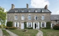 Ancien manoir du Cadre, 36 rue de la Madeleine (Plancoët)