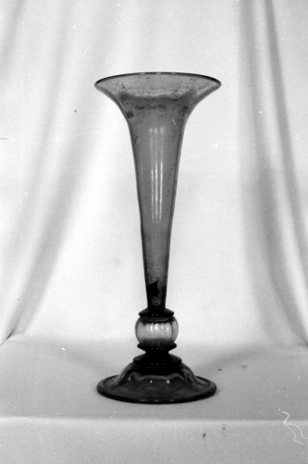 Vase à fleurs