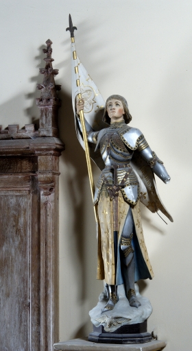 Statue sur culot : Sainte Jeanne d'Arc
