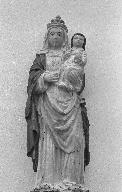 Statue 2 : Vierge à l' Enfant, église paroissiale Saint-Pierre, Saint-Paul (Loyat)