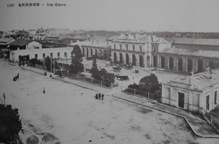 Gare de Rennes, place de la Gare (Rennes)