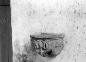 Bénitier, chapelle Saint-Hervé (Gourin)