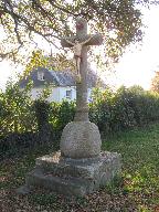 Croix monumentale, Le Pou (Lignol)