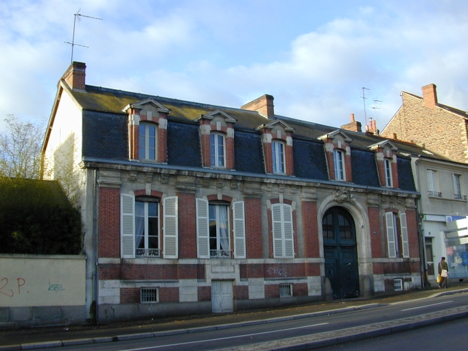 Ancien hôtel et cirerie Brossault, 156 rue Saint-Hélier (Rennes)