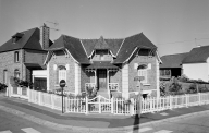 Maison dite la Cigale, 32bis rue des Ecoles ; 2 rue Abbé Legraverend (Dinard)