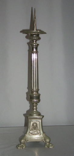Ensemble de 4 chandeliers d'autel