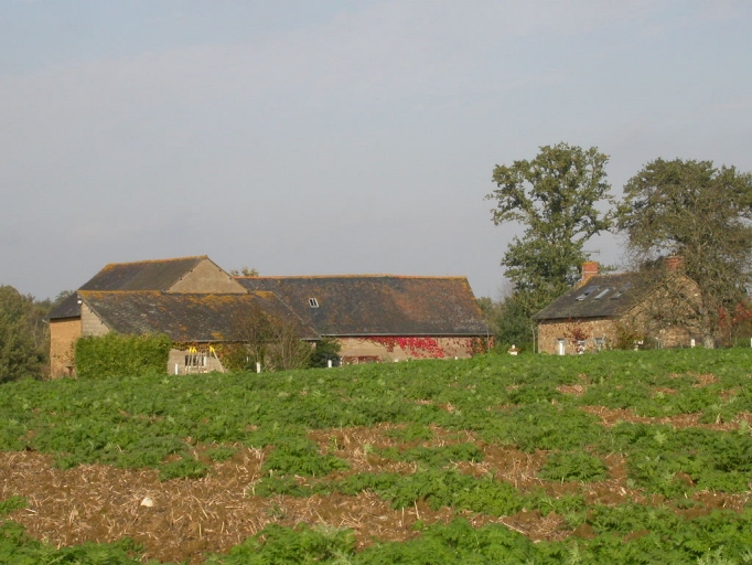 Ferme, Bazouges-sous-Hédé, la Petite Guéhardière (Bazouges-sous-Hédé fusionnée avec Hédé pour former la commune de Hédé-Bazouges en 2009)