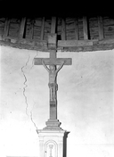 Croix d'autel : Christ en croix, chapelle Saint-Philibert (Gourin)