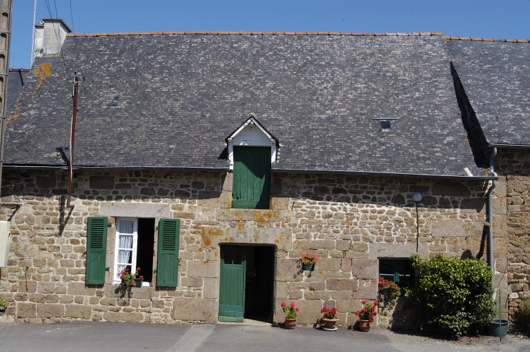 Ferme, les Courcières (Romazy)