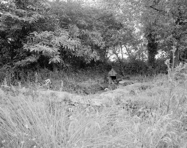 Fontaine de dévotion, Kervelaouët (Landudec)