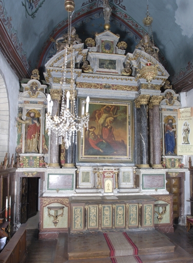 Ensemble du maître-autel : autel, retable, tabernacle, 2 gradins d'autel, 2 degrés d'autel