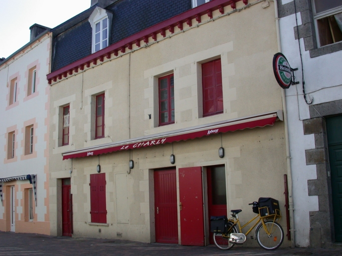 Maisons, quai de Courcy ; 29 rue Joffre (Binic fusionnée en Binic-Etables-sur-Mer en 2016)