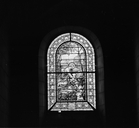 Verrière (5) : Baptême du Christ, brebis égarée, Sacré-Coeur, donation du Rosaire, verrière figurée, église paroissiale Saint-Pierre, Saint-Paul (Evran)