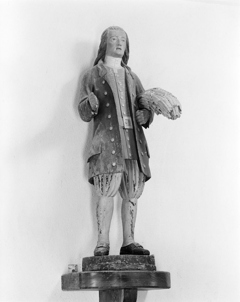 Statue (petite nature) : saint Isidore, chapelle Saint-Nicodème et Notre-Dame-de-la-Rosée (Quéven)