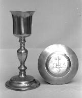 Calice, patène (1), église paroissiale Saint-Eneour (Plonéour-Lanvern)