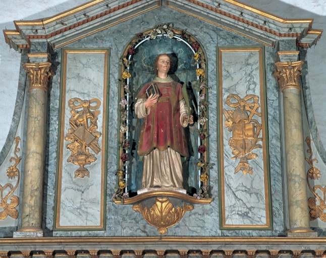 Statue : saint Etienne