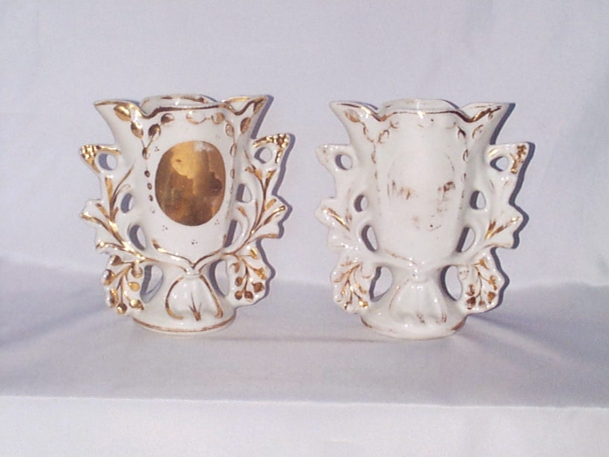 Ensemble de 2 vases d'autel