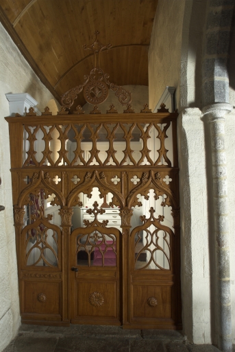 Clôture des fonts baptismaux