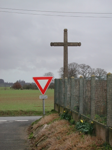 Croix de chemin, la Croix Limier (Etrelles)