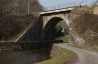 Pont de chemin de fer, près de la rue de la Gare (Saint-Médard-sur-Ille)