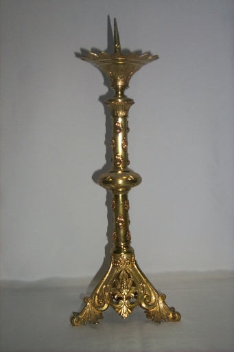 Ensemble de 4 chandeliers d'autel