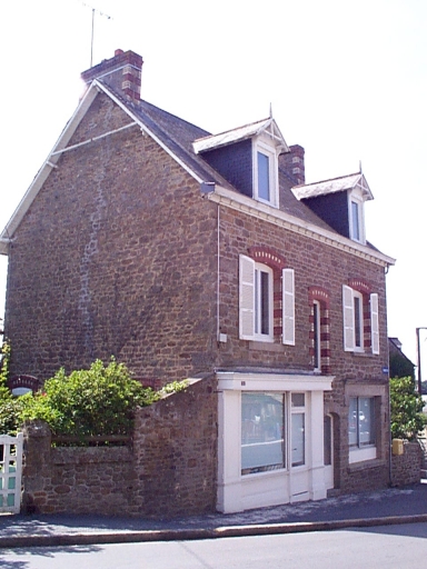 Maison dite Ker Rolland 51 Grande Rue (Saint-Briac-sur-Mer)