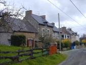 Alignement de maisons, le Petit Gardon (Pleurtuit)