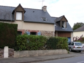 Maison, 23 rue de l'Ise (Saint-Erblon)