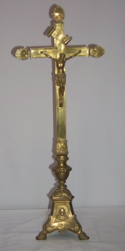 Croix d'autel 1