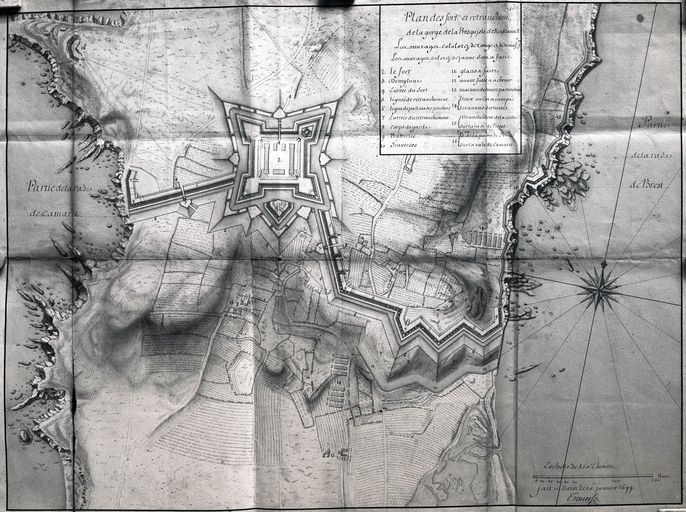 Retranchements (4e quart 17e siècle) puis fortifications extra-urbaines (4e quart 18e siècle) de Quélern (Cr 36-39) (Roscanvel)