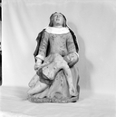 Groupe sculpté (d'applique) : Vierge de pitié dite Notre-Dame de tout remède, chapelle Saint-Jean (Saint-Nic)