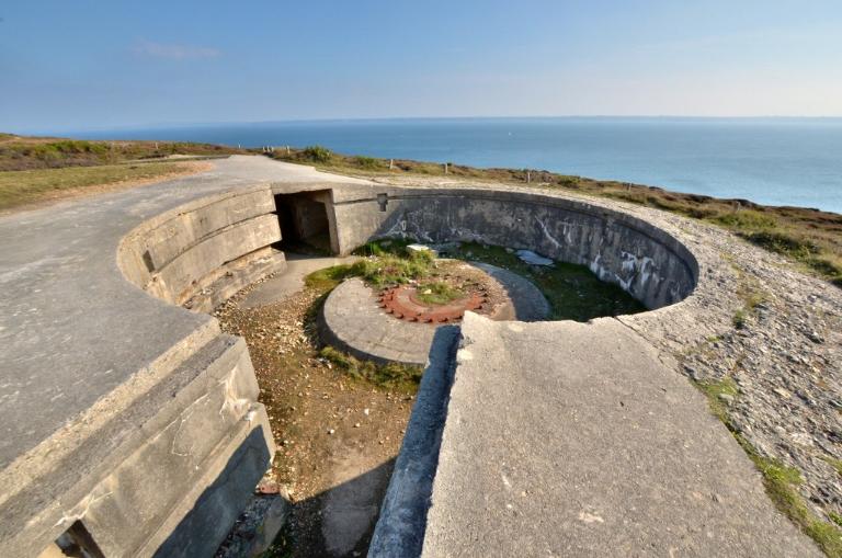 Présentation de l'opération : Inventaire des fortifications littorales de 1918 à 1940 en Bretagne (en cours)