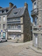 Maison dite Auberge de la Porte à la Rose, 5 place 1830, rue Emile-Nau (Quintin)