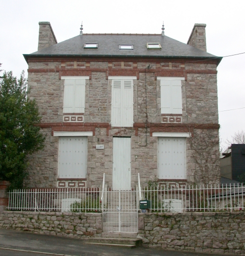 Maison dite Roz Aël, 18 rue des Fougères (Erquy)