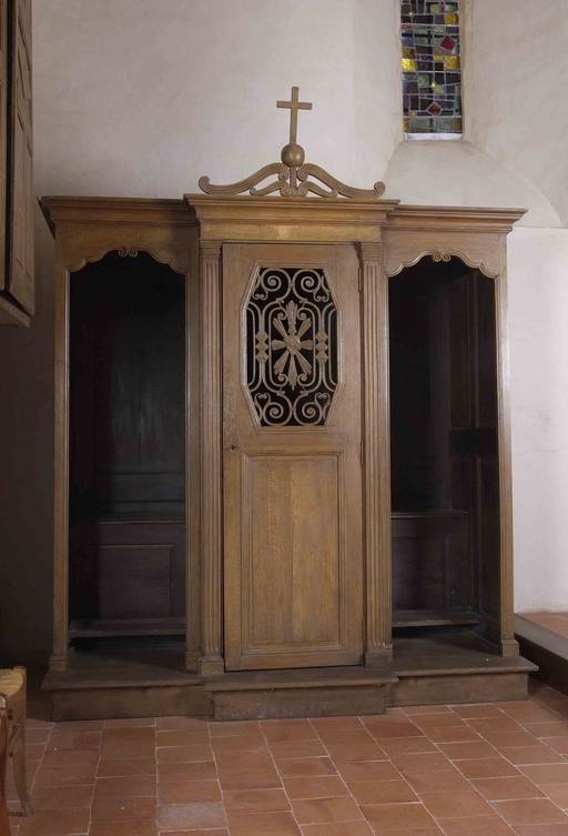 Confessionnal (Saint-Aubin-du-Pavail fusionnée en Châteaugiron en 2017)