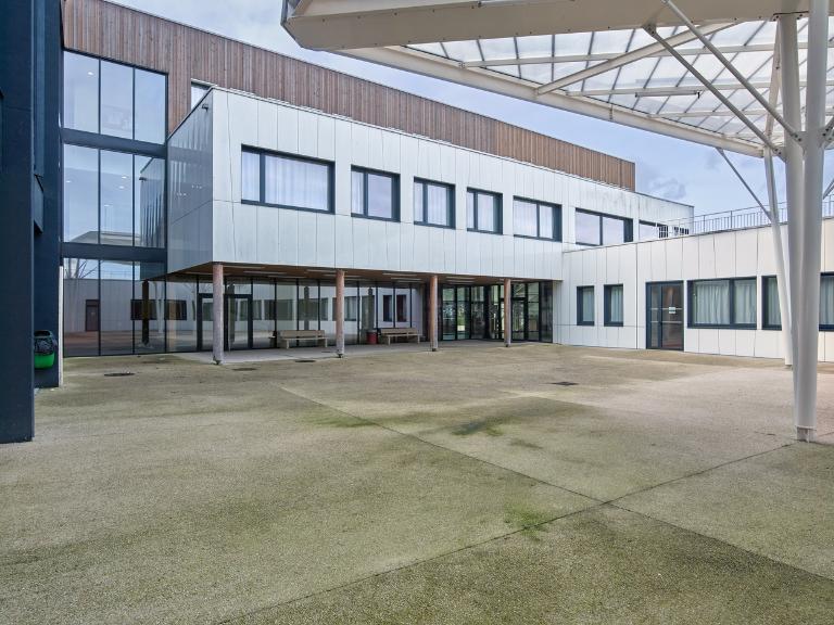 Les bâtiments construits et restructurés entre 2015 et 2021 du Lycée Pierre-Mendès-France, 34 rue Bahon-Rault (Rennes)