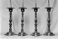 Chandelier (4), église paroissiale Saint-Laurent (Maël-Pestivien)