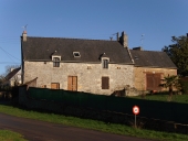 Maison, 2 rue du Sabre ; rue Gabrielle Glé, la Mettrie (Lancieux)