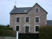 Maison, place de la Chapelle, le Vieux-Bourg (Fréhel)