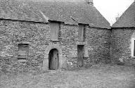 Les maisons et les fermes de la commune de Caro