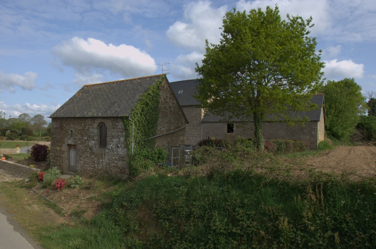 Manoir, les Rallais (La Bazouge-du-Désert)